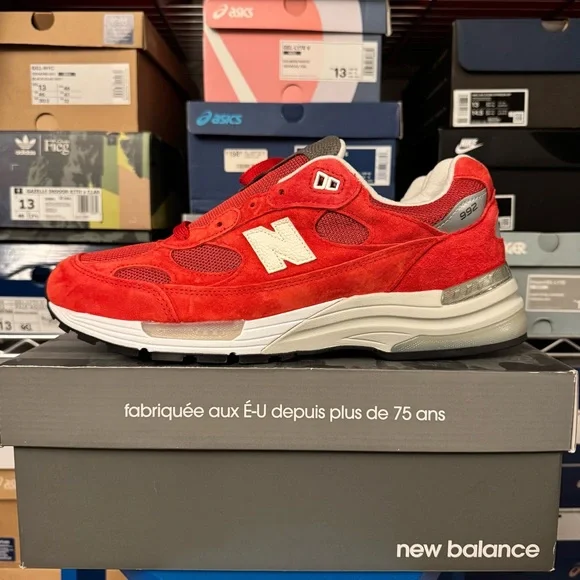 New Balance x Kith 992 “Kithmas Red” Men’s Size 12 - Picture 3 of 7